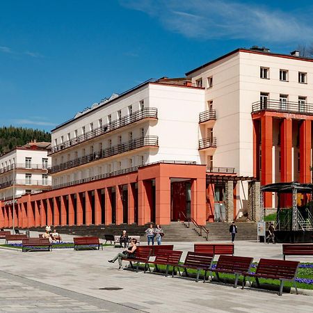Hotel Nowy Dom Zdrojowy Krynica-Zdrój Exterior foto