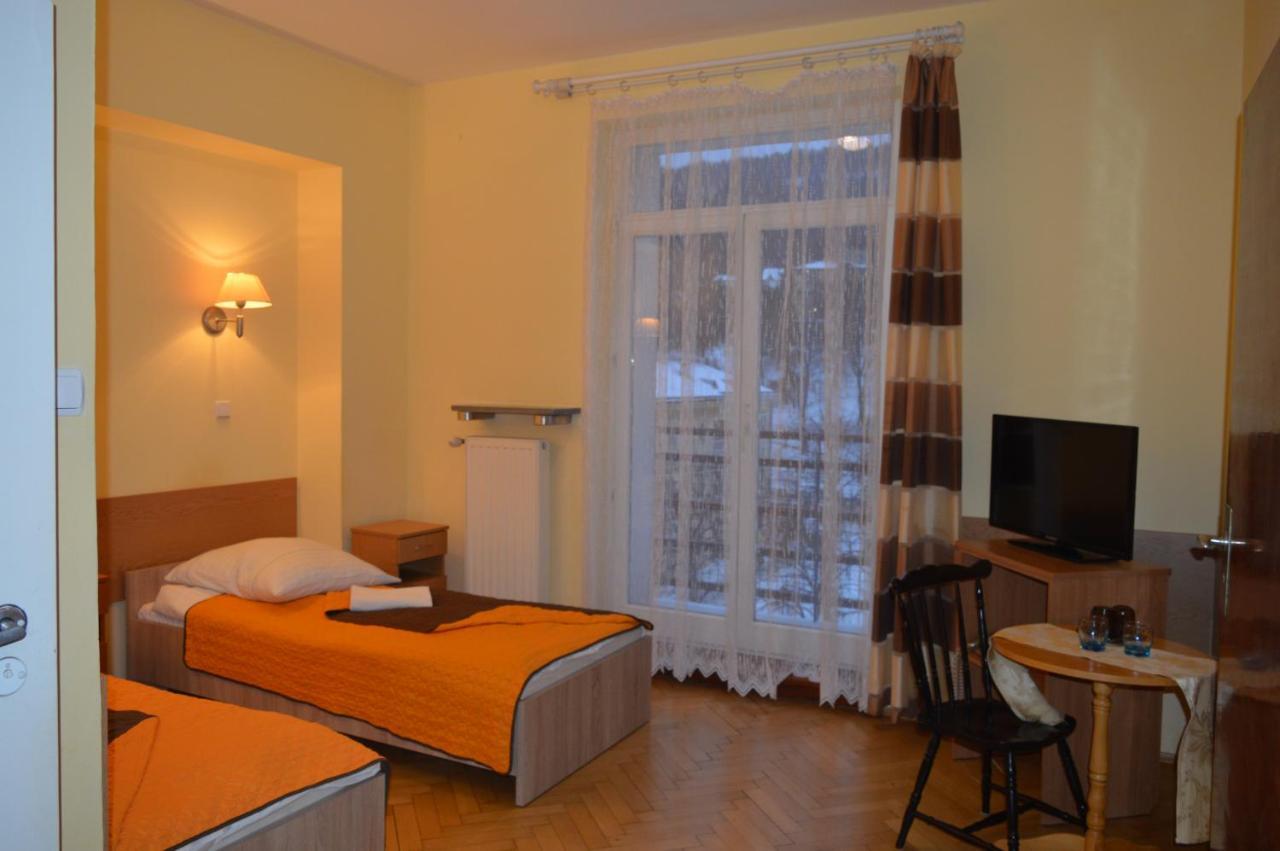 Hotel Nowy Dom Zdrojowy Krynica-Zdrój Exterior foto