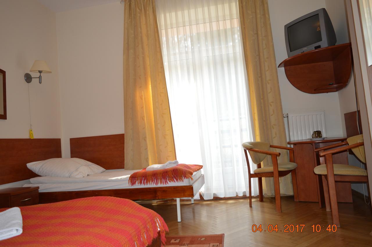 Hotel Nowy Dom Zdrojowy Krynica-Zdrój Exterior foto